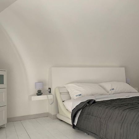 Little Dreams Apartment Trani Bagian luar foto