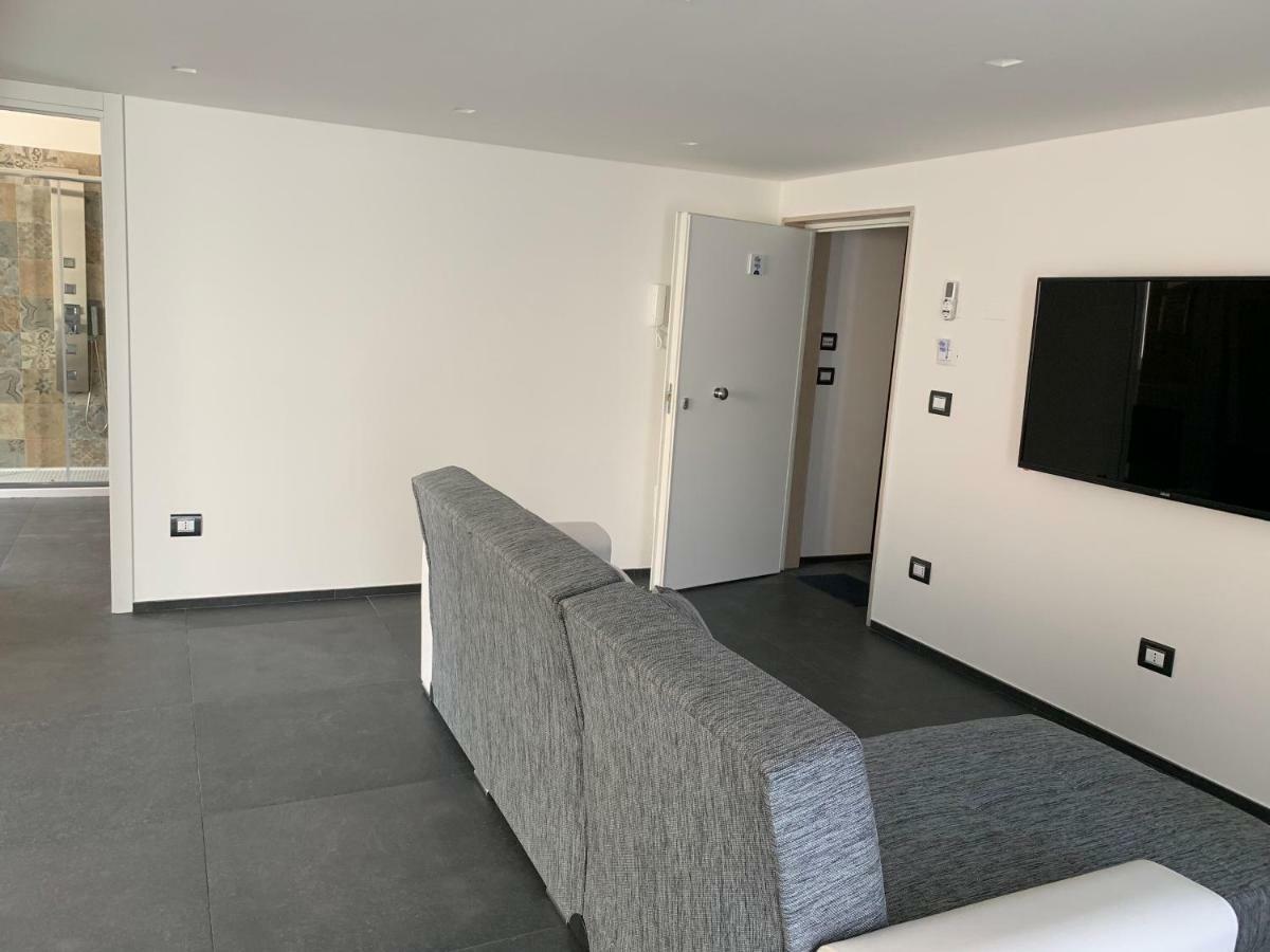 Little Dreams Apartment Trani Bagian luar foto